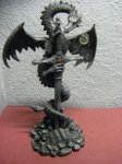 Dragon Noir Epée sur Socle